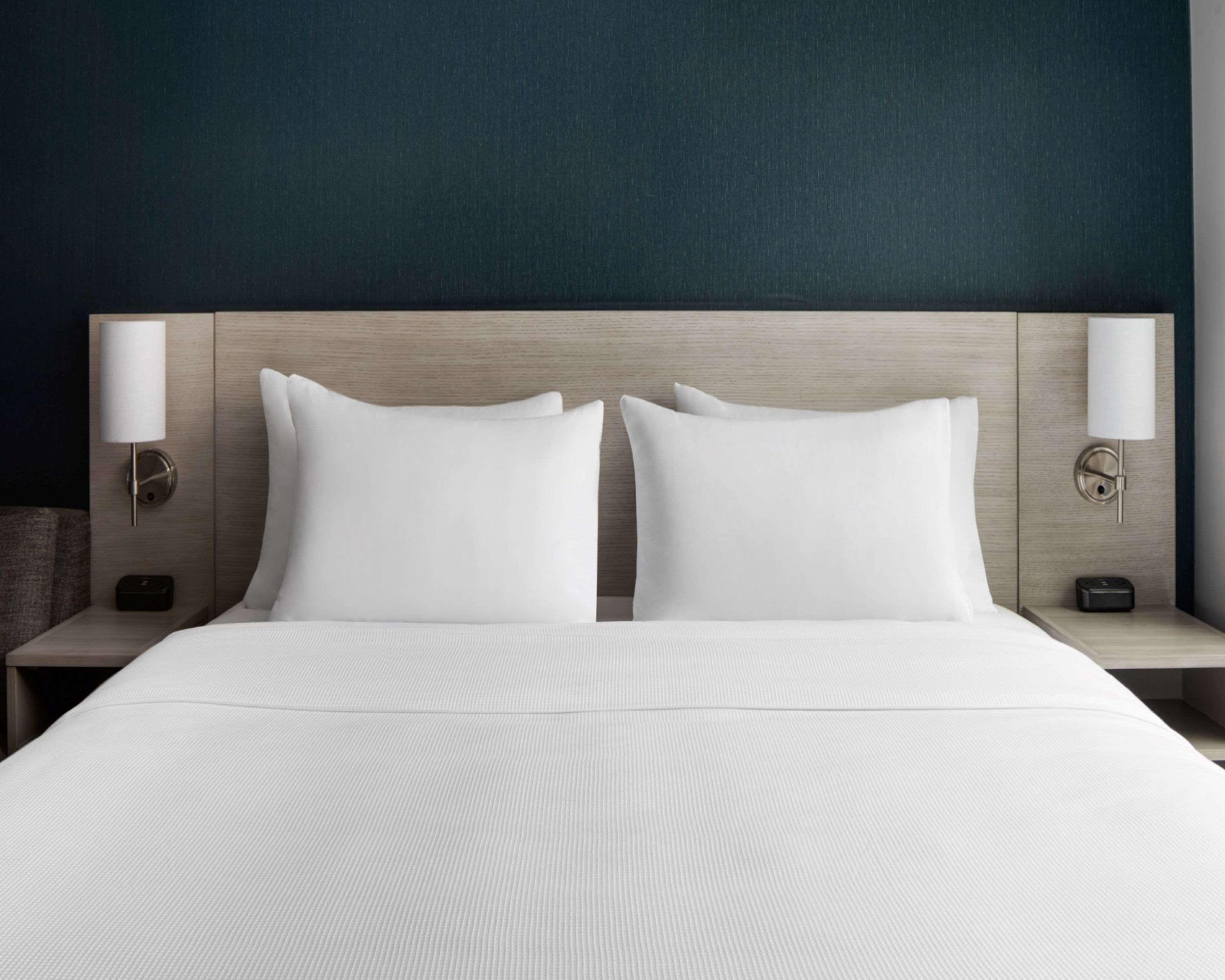 Hyatt Place New York Chelsea Exterior photo A hotel room in New York City