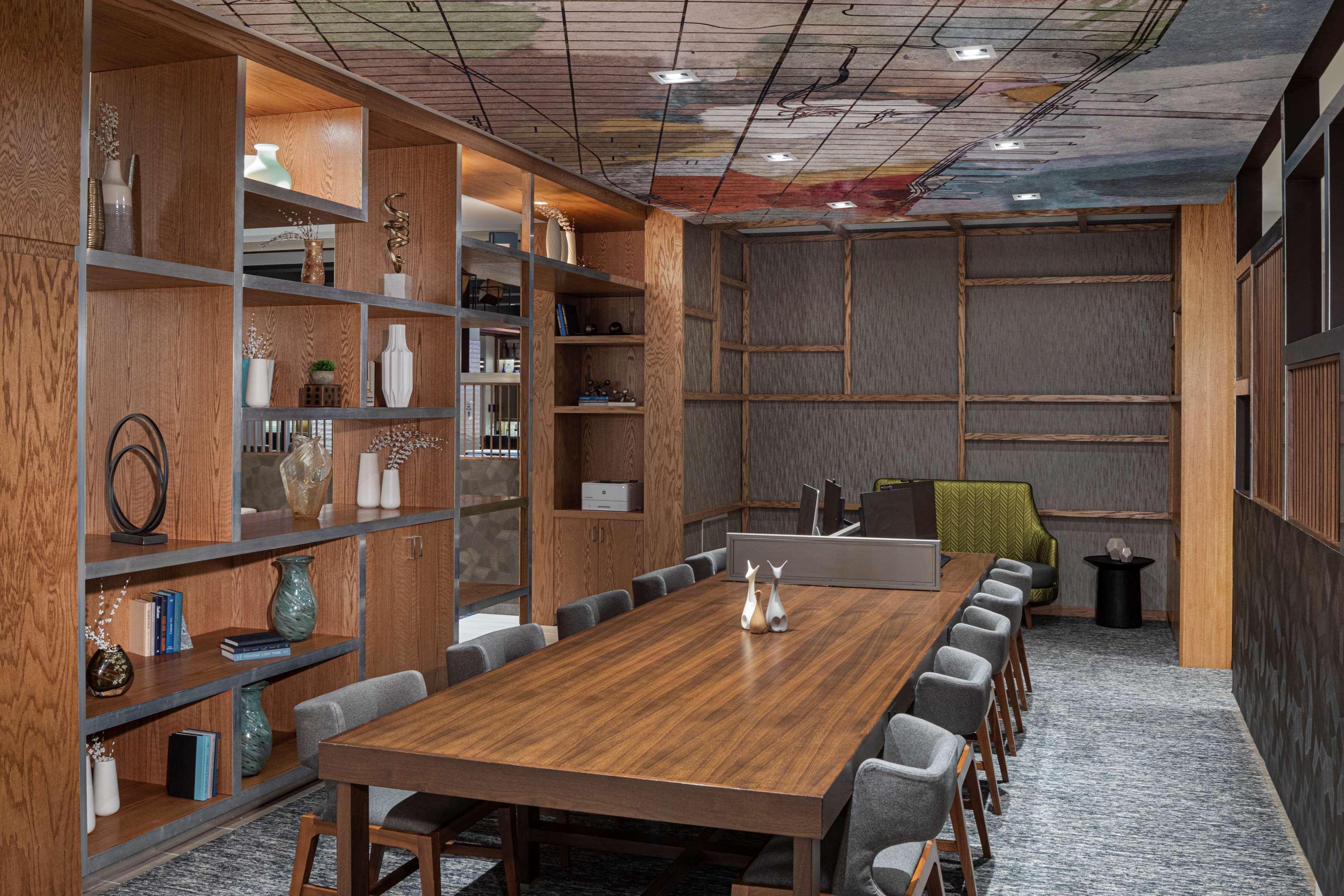 Hyatt Place New York Chelsea Exterior photo "The meeting room of the hotel"