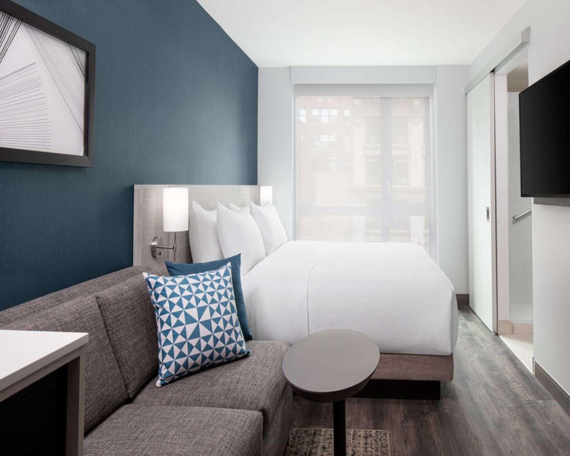 Hyatt Place New York Chelsea Exterior photo